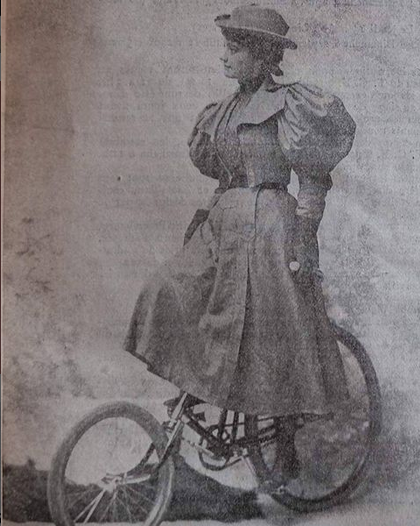 Vélo guidon arrière (1896)